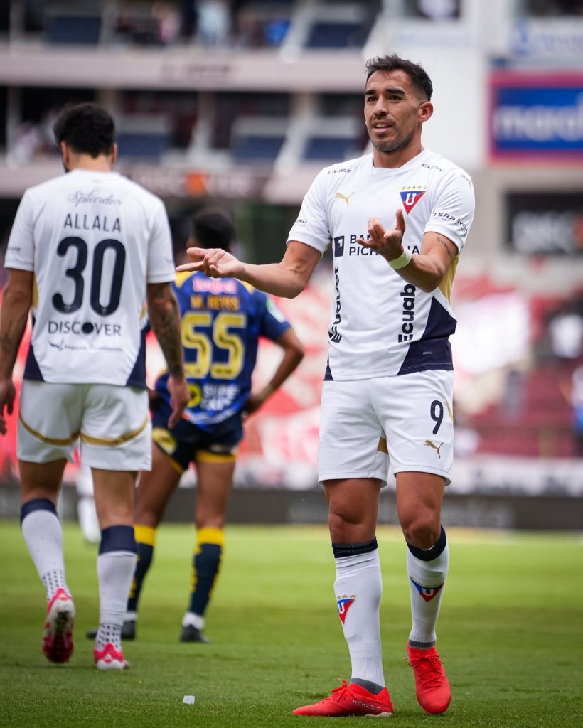 jugadores de ldu quito