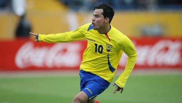 Kaivedes jugando con la Tri en eliminatorias