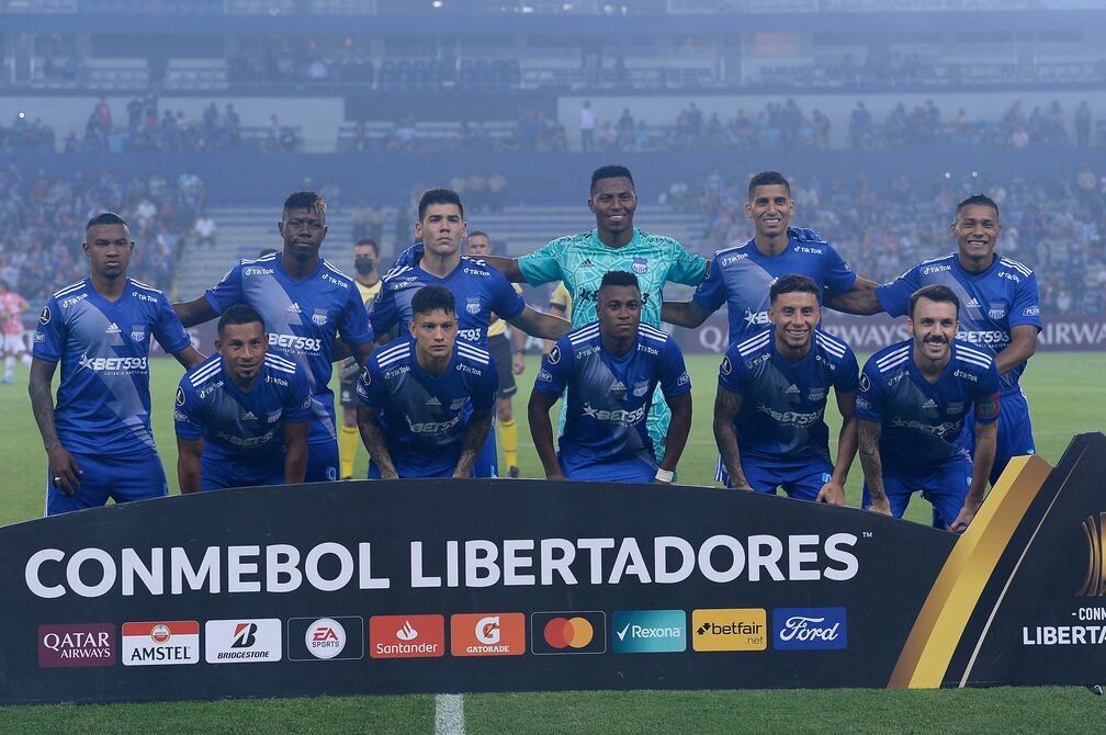Emelec preparándose para un partido de Libertadores
