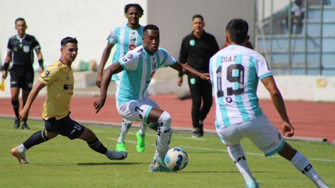 Jugadores de Cumbayá.